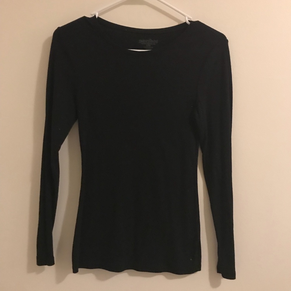 Simple black long sleeve shirt